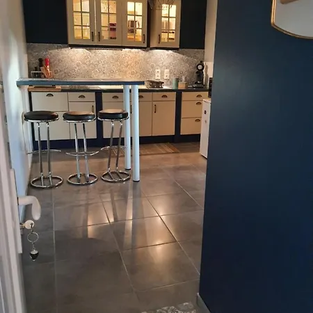 דירה T1 Independant Au Rez-De-Chaussee D'Une Maison Perrier