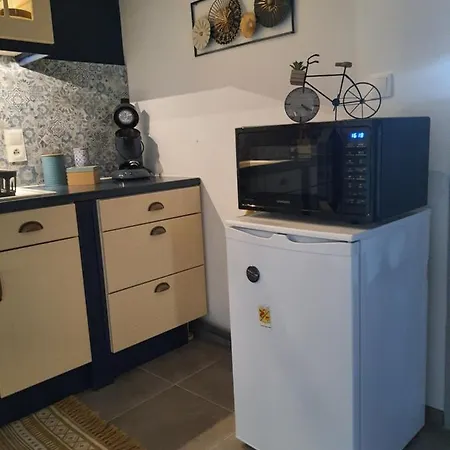 T1 Independant Au Rez-De-Chaussee D'Une Maison